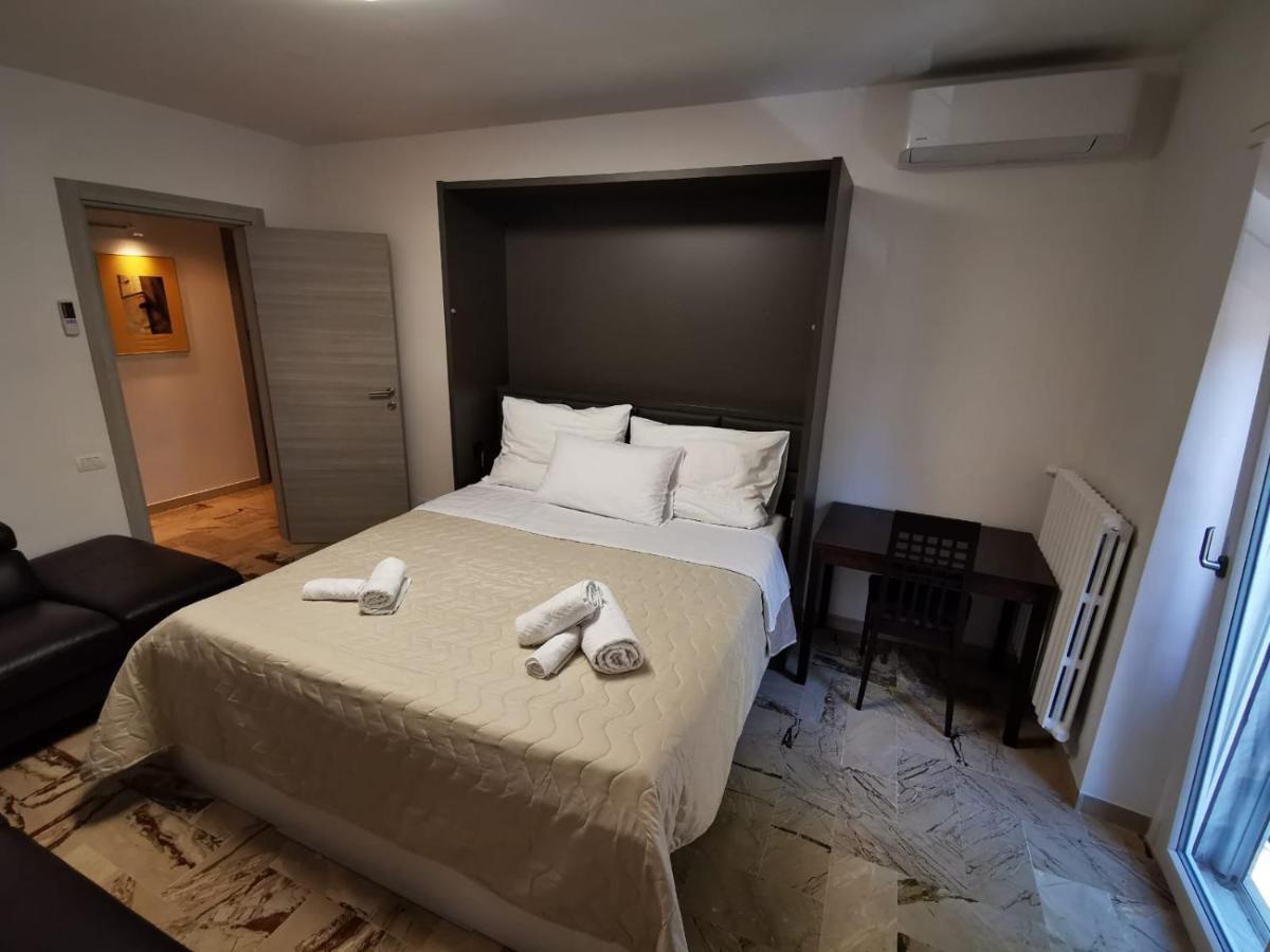 Da Nonna Bruna - Luxury Rooms มาเตรา ภายนอก รูปภาพ
